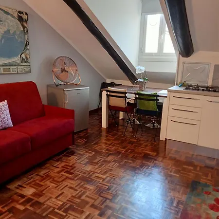 La Mole Apartment *